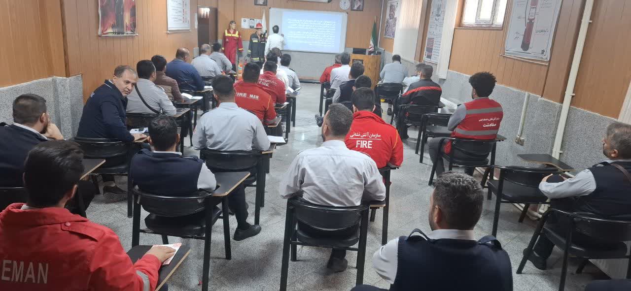 برگزاری دوره آموزشی «کف و کف‌سازی» در مرکز آموزشی شهید بیضایی اسلامشهر